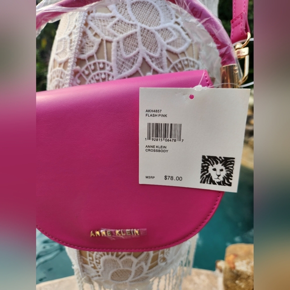 Anne Klein convertible crossbody bag. New with tags! Barbiecore pink! - Picture 7 of 7
